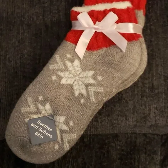 MinxNY Aromasoles Women's Socks - 2 Pair Bundle NWT - Picture 3 of 9